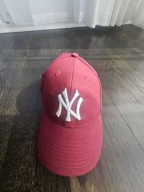 New York Yankees Red Hat
